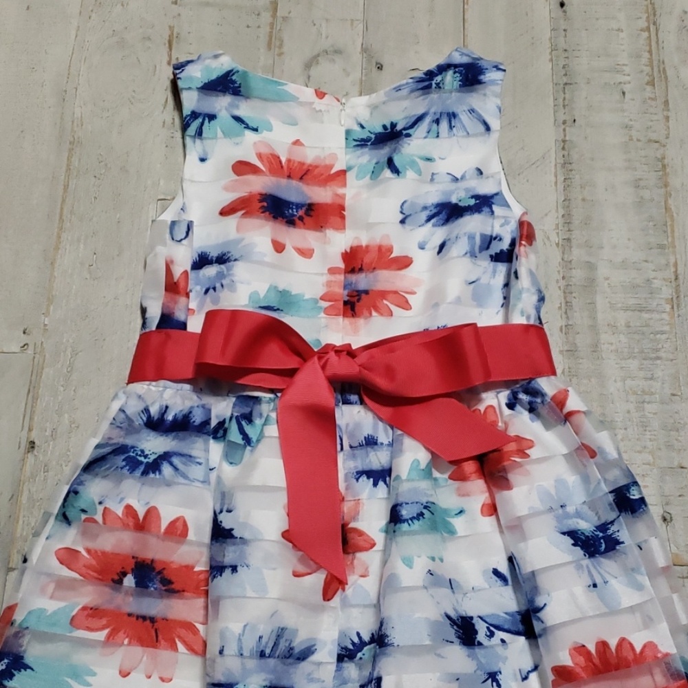 Dress - Picture 2 of 3